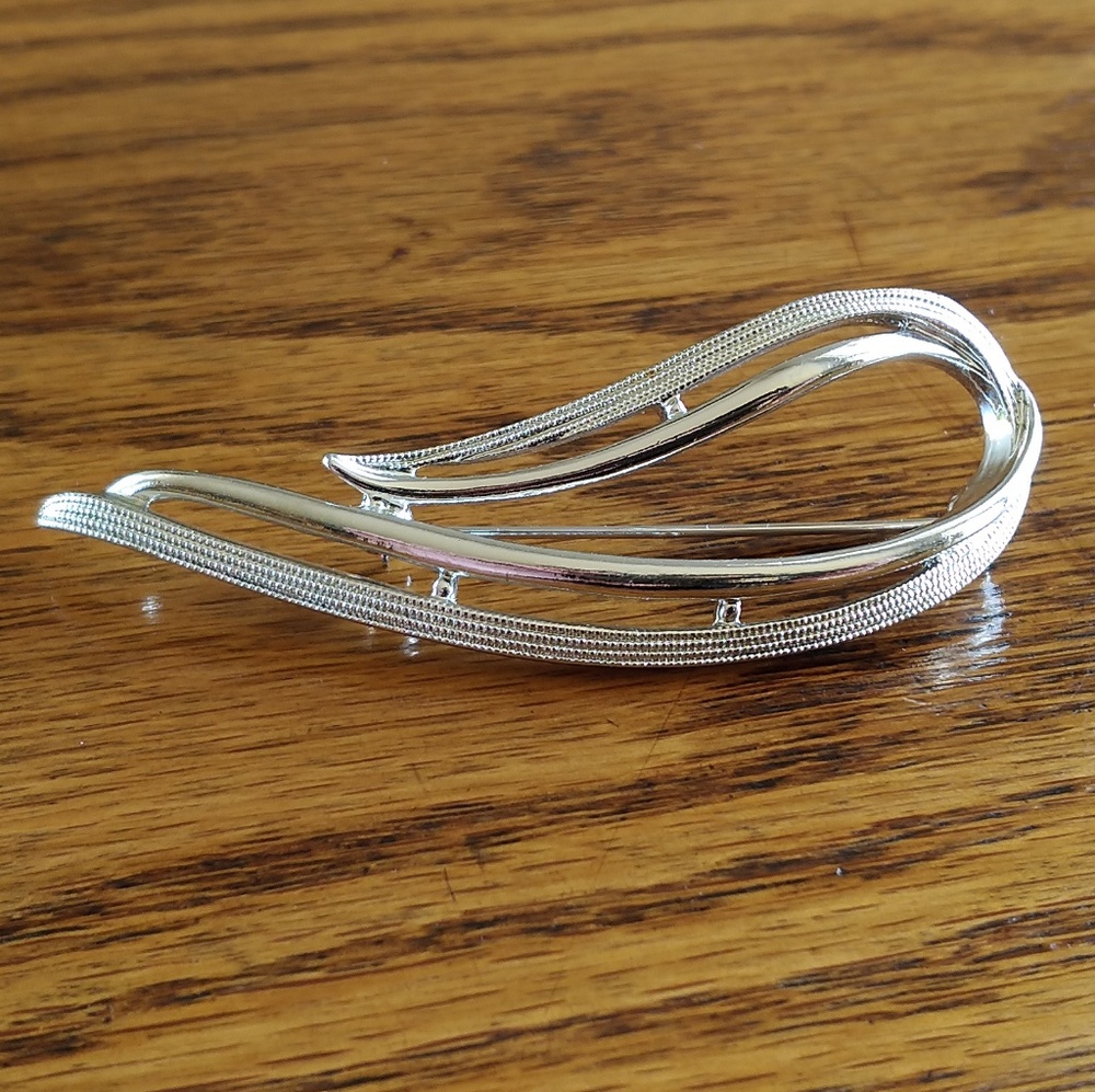 Signed Sarah Cov Vintage Silver Brooch